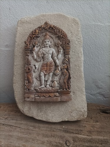 Relief indischer gott - relief,,